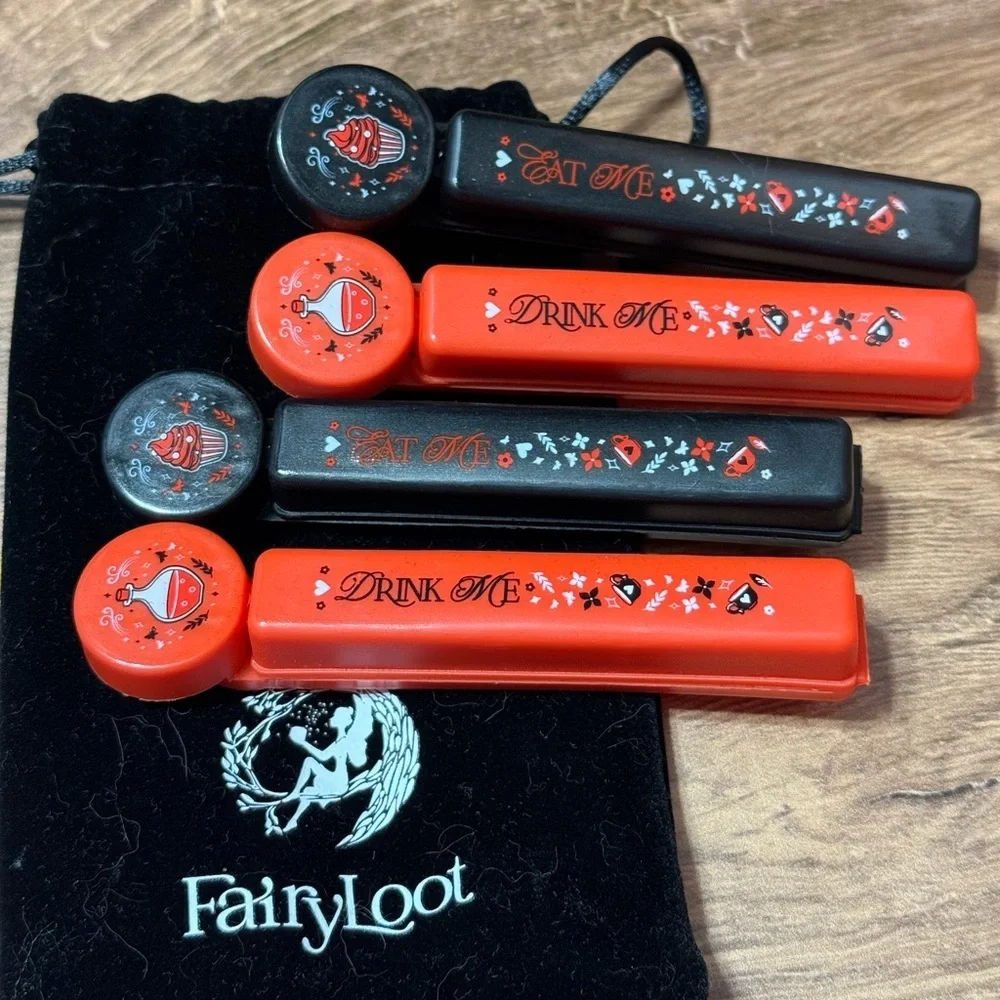 Alice In Wonderland Bag Clips | Fairyloot